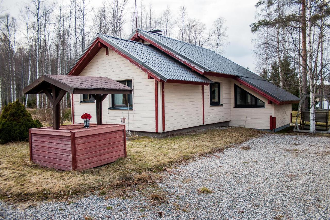 Cottage Kesaeranta Kumia ภายนอก รูปภาพ